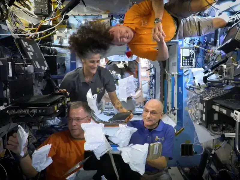 Astronautas Atrapados en el Espacio: De 8 Días a 10 Meses de Misión 3 varados en el espacio